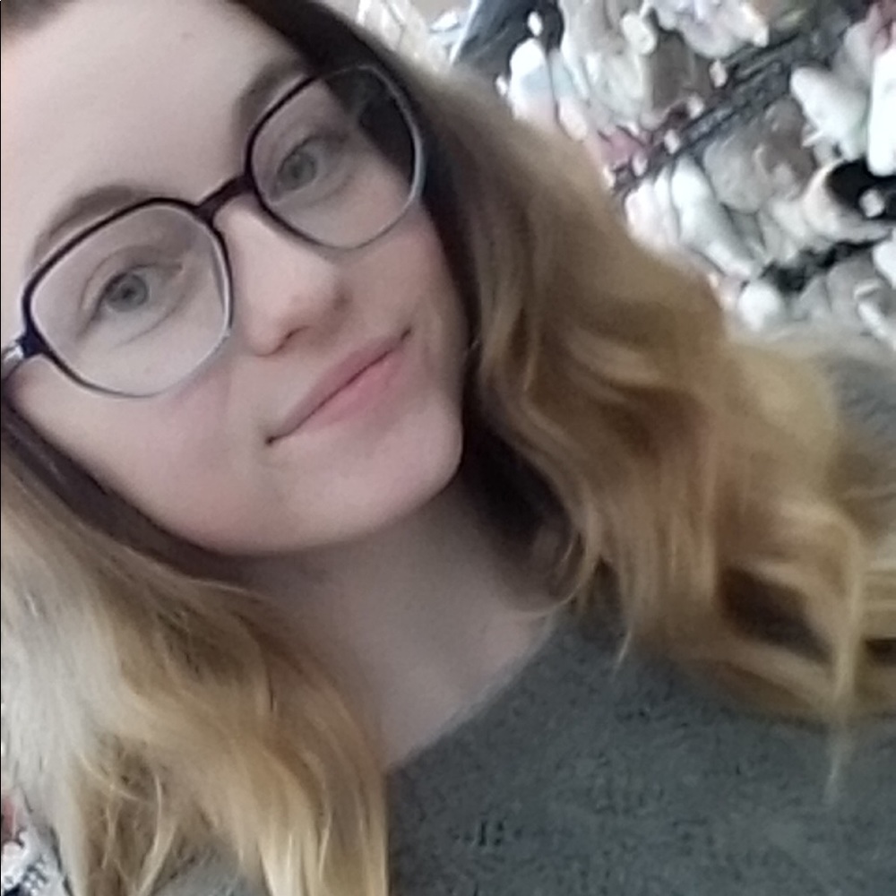 Meet your Posher, Breanna